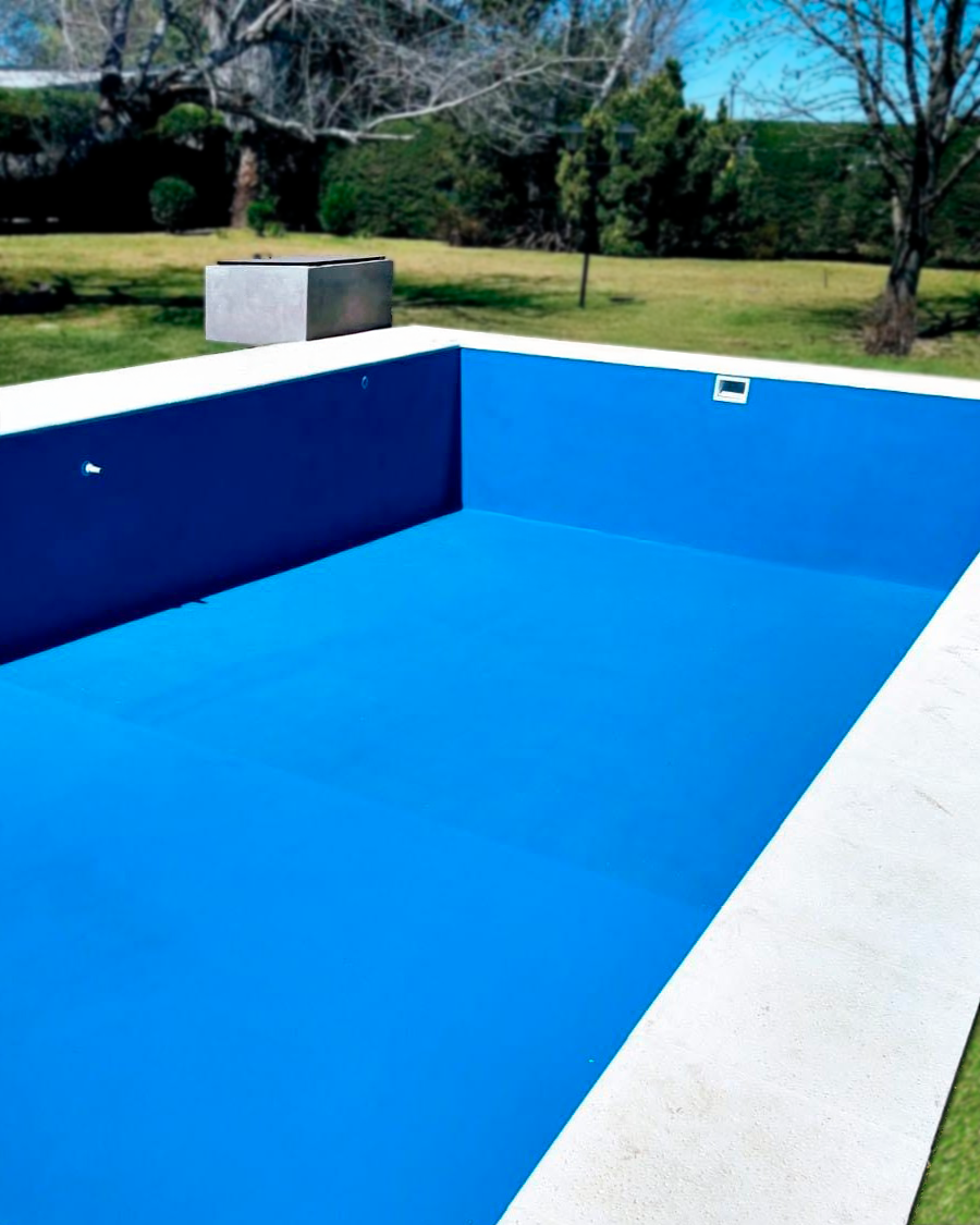 Remodelación y mantenimiento de pileta de material