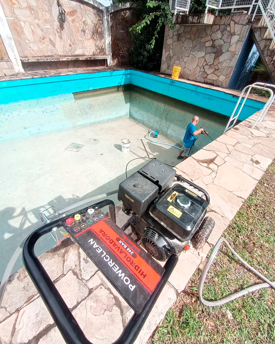 Servicio de pintura y mantenimiento de superficies exteriores e interiores con terminaciones profesionales